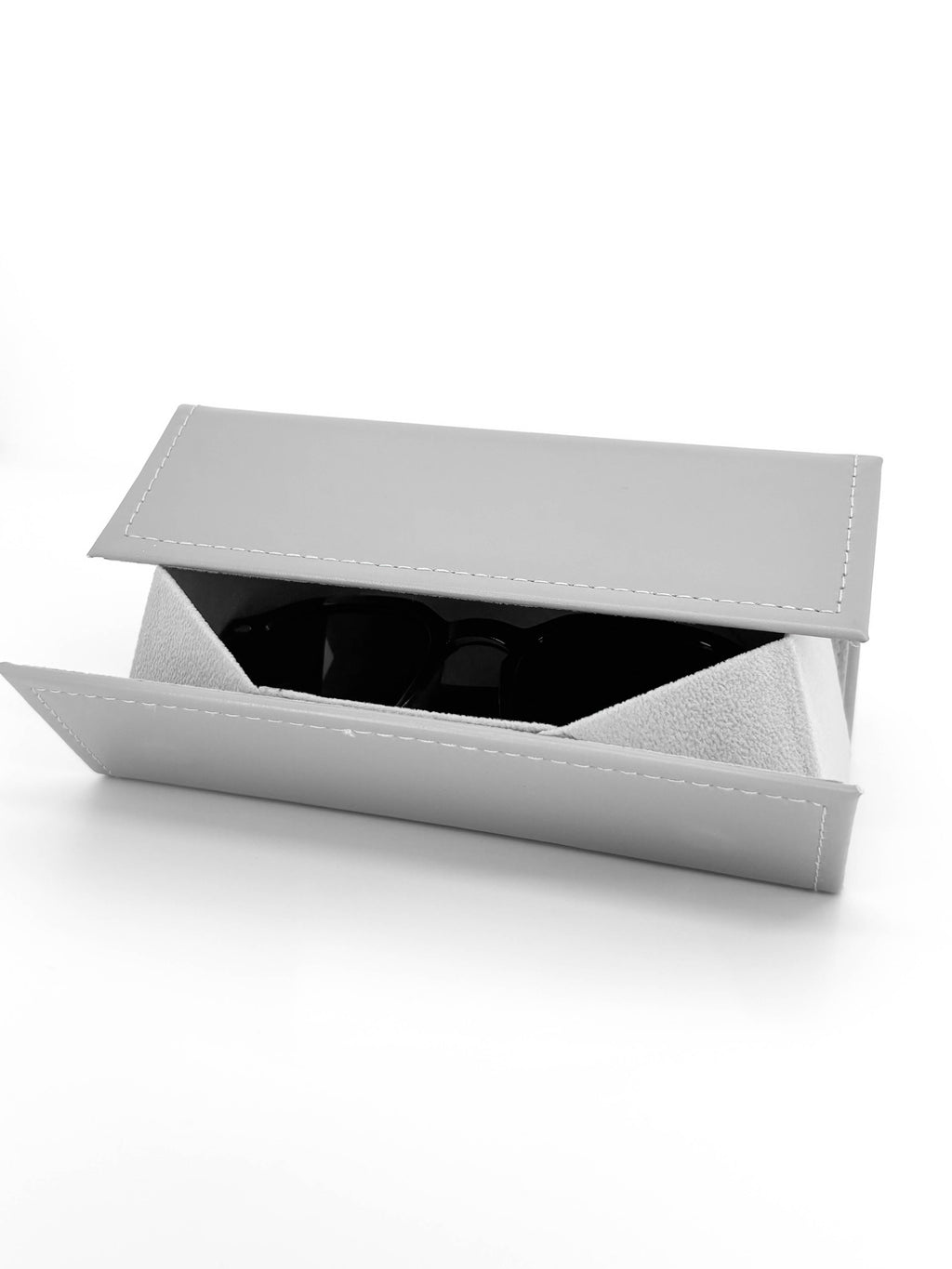 The Paloma Tinted Frames | Berry Tint image 4