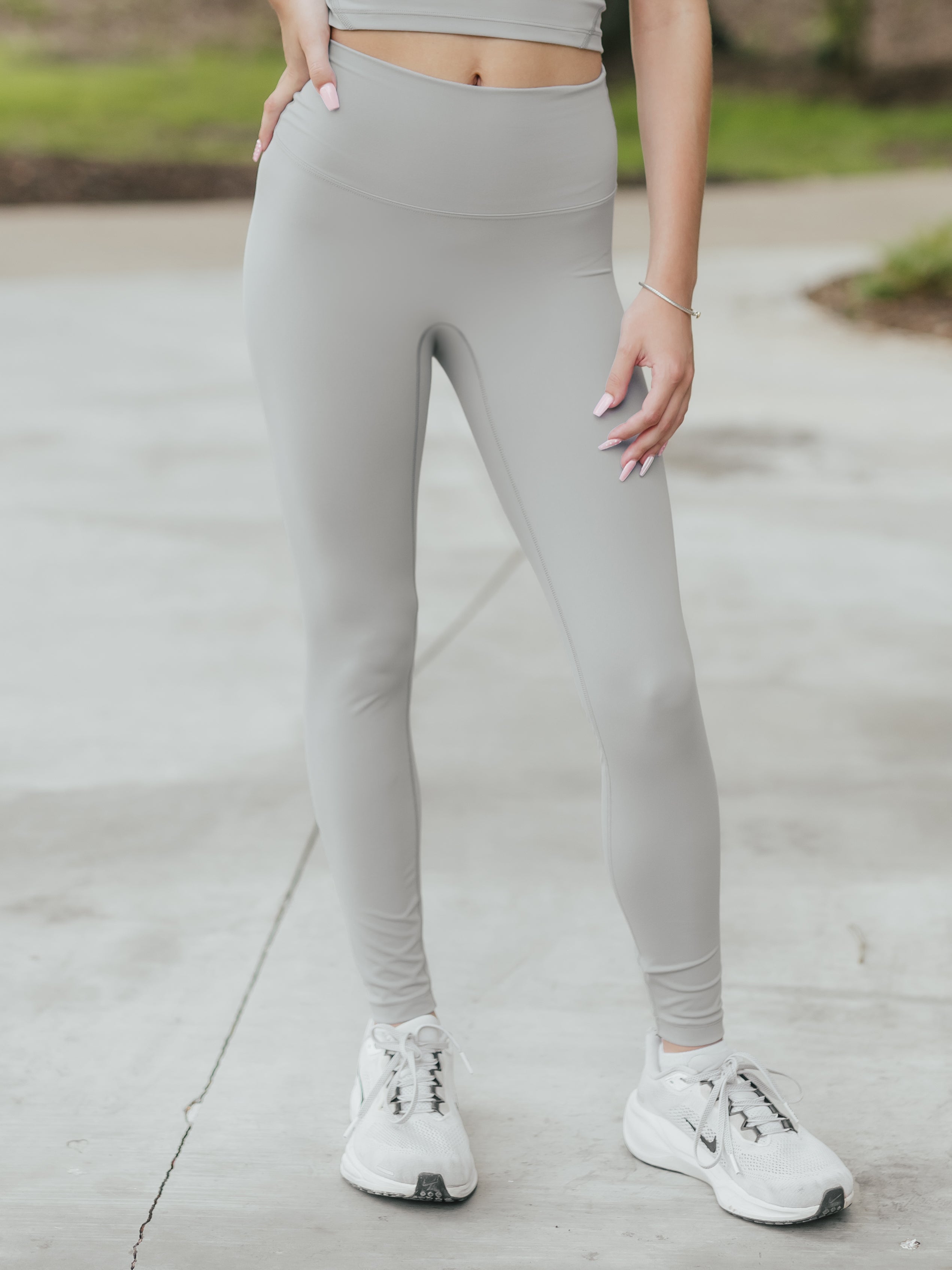 AG High-Rise 28" Active Leggings | Stone image 0